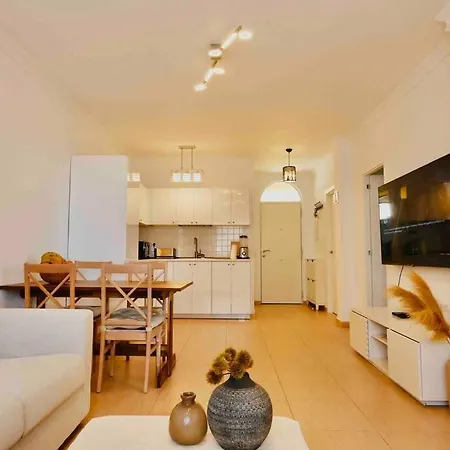 Apartment Costa Adeje, 2 Bedrooms *