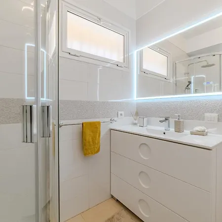 Appartamento Costa Adeje, 2 Bedrooms *